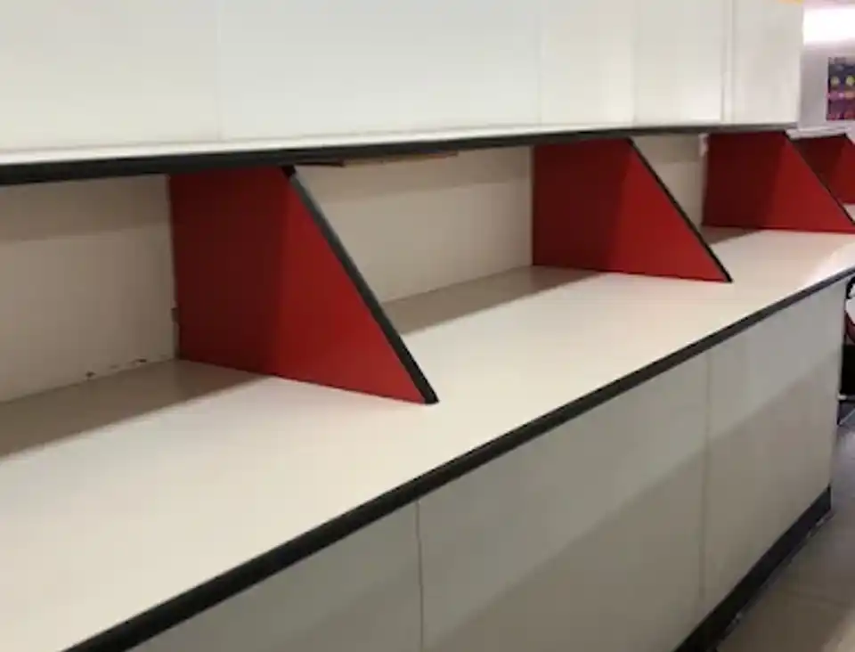 5565 Mission Blvd, Riverside Folding Tables