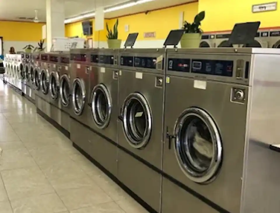 5565 Mission Blvd, Riverside Washers