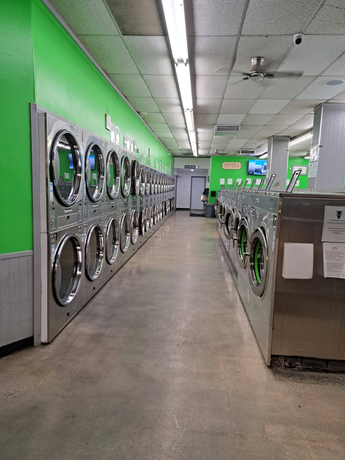 In 260102 19096405447 19092698740 Bw 13572 1767393271 Image000000