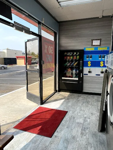 755 E Foothill Blvd, Rialto Entrance