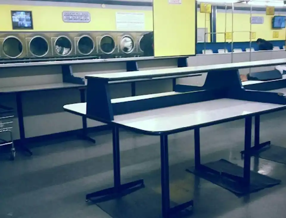 5168 Arlington Ave, Riverside Interior